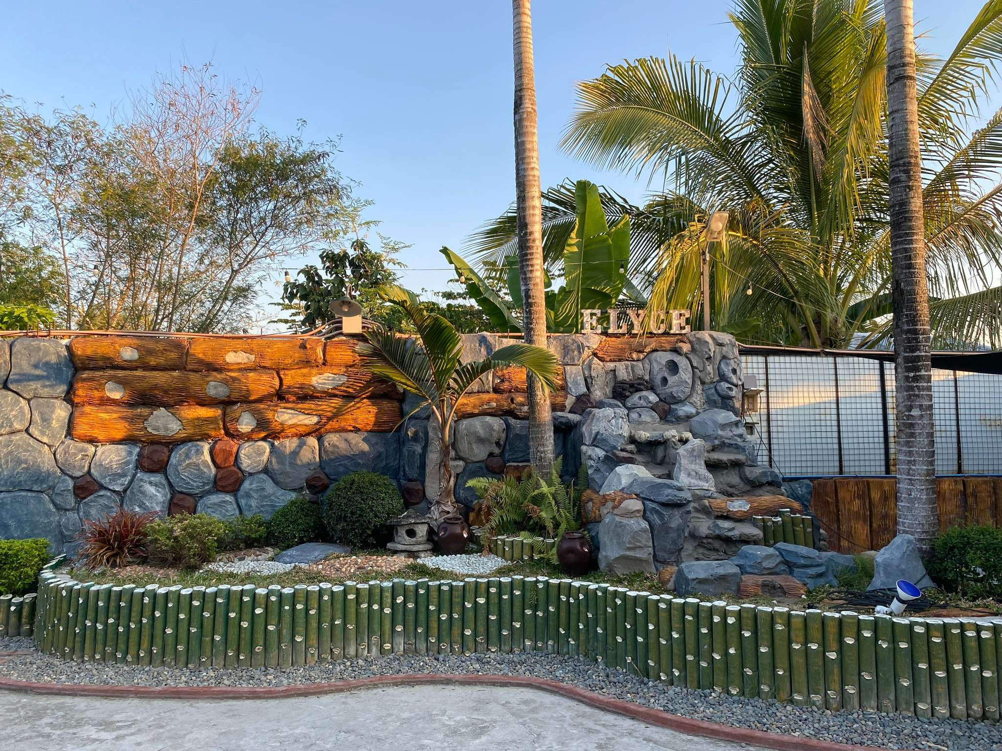 Elyce Resort Hotel
