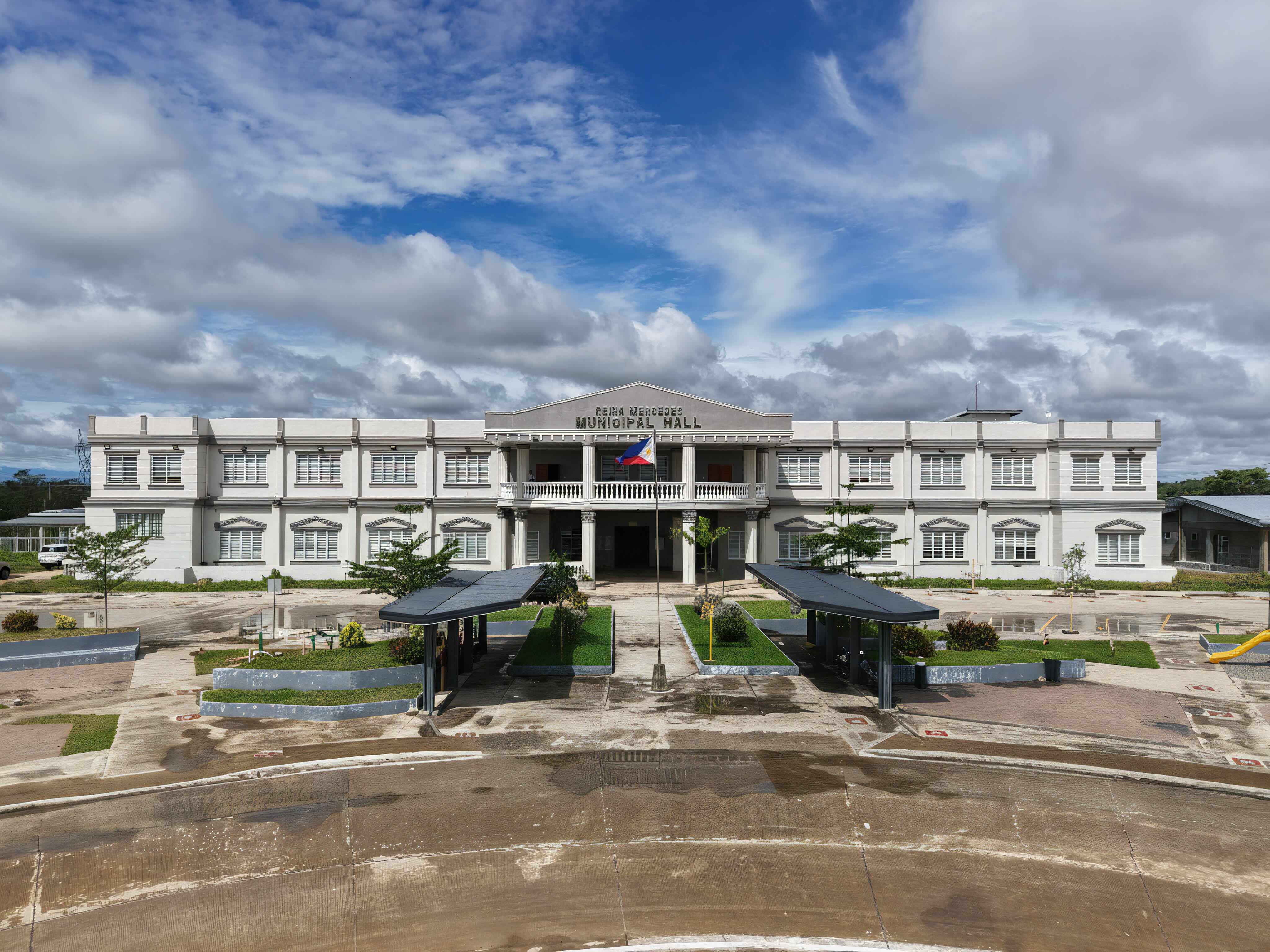 Reina Mercedes New Municipal Hall